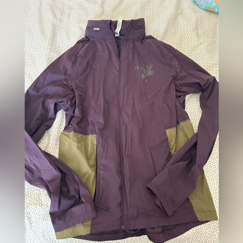 Lululemon Men’s Jacket